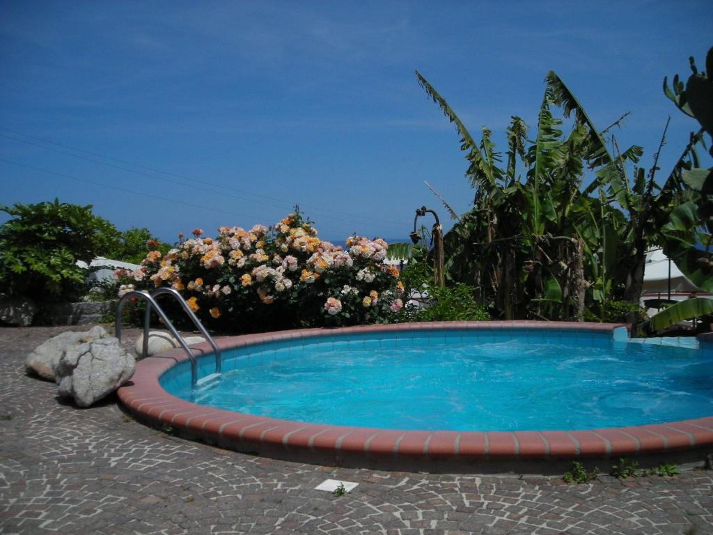 Gallo Nero Hotel SantʼAndrea